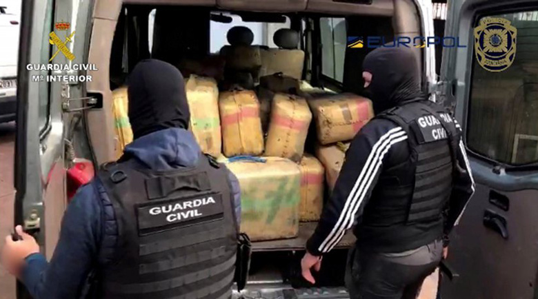 Разбиха най-голямата наркобанда в Мадрид, арестувани са 12 души
