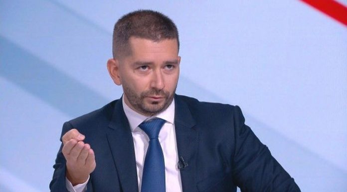 Анализатори: Третият мандат за кабинет е обречен на неуспех