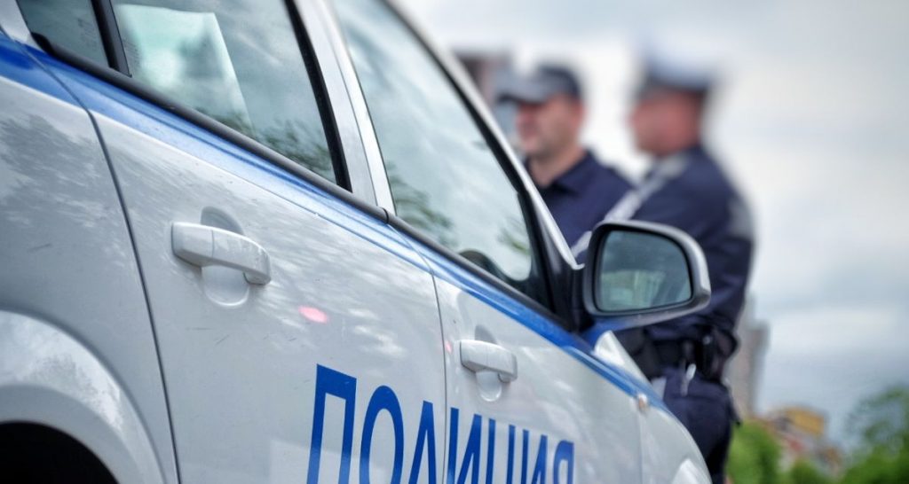 Автомобил помете три момичета в Стара Загора