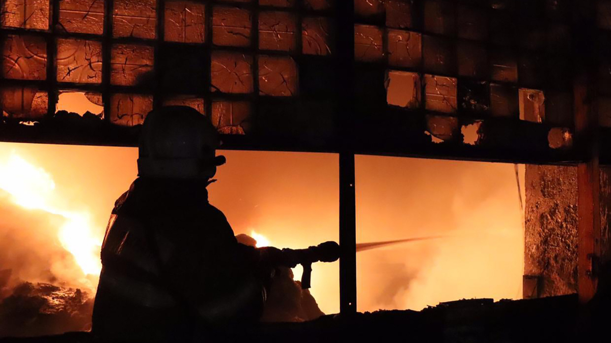 Огромен пожар в старчески дом във Варненско, 9 души са загинали