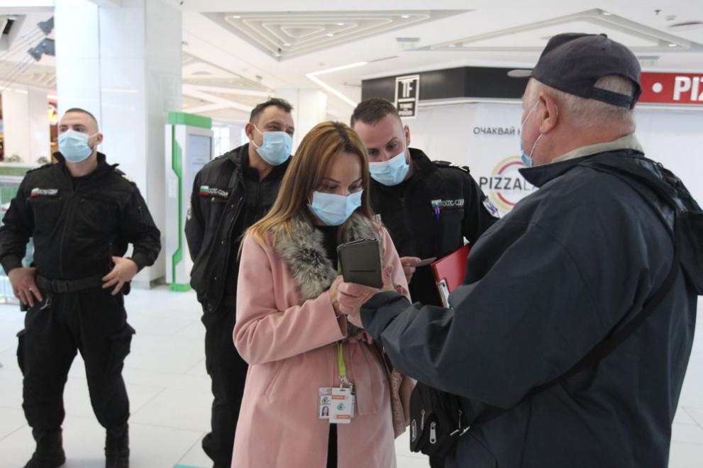 Засилени проверки за спазването на COVID мерките в страната