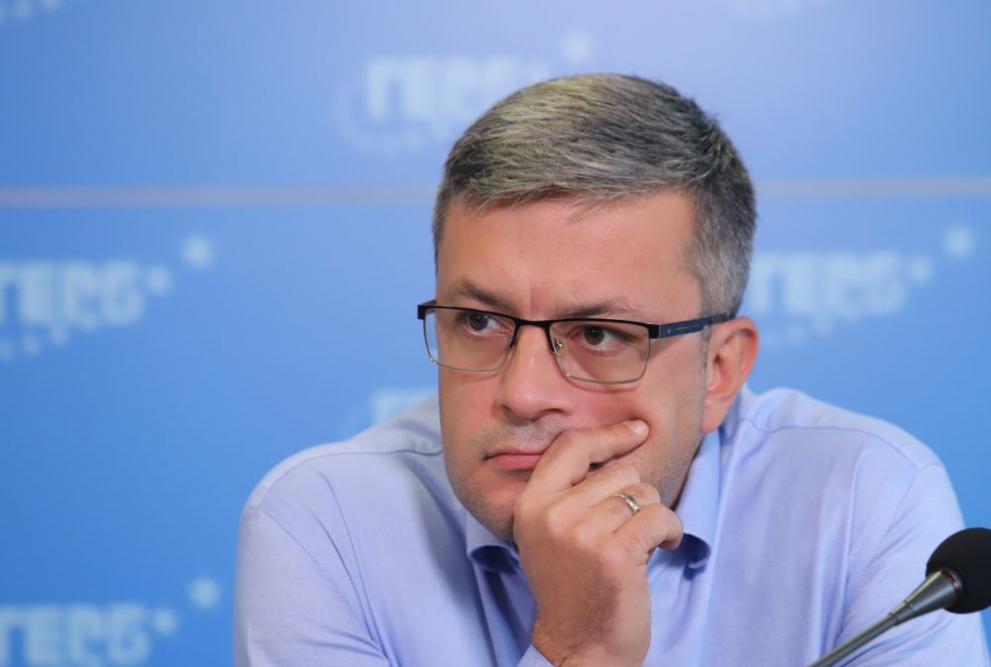 Биков: Управляващото мнозинство днес гласува 250 млн. лв. да бъдат дадени на тези, които печелят от енергийната криза