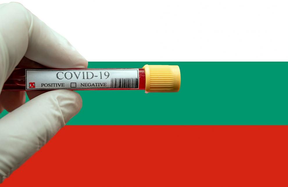 Цяла България вече е в тъмночервената COVID зона