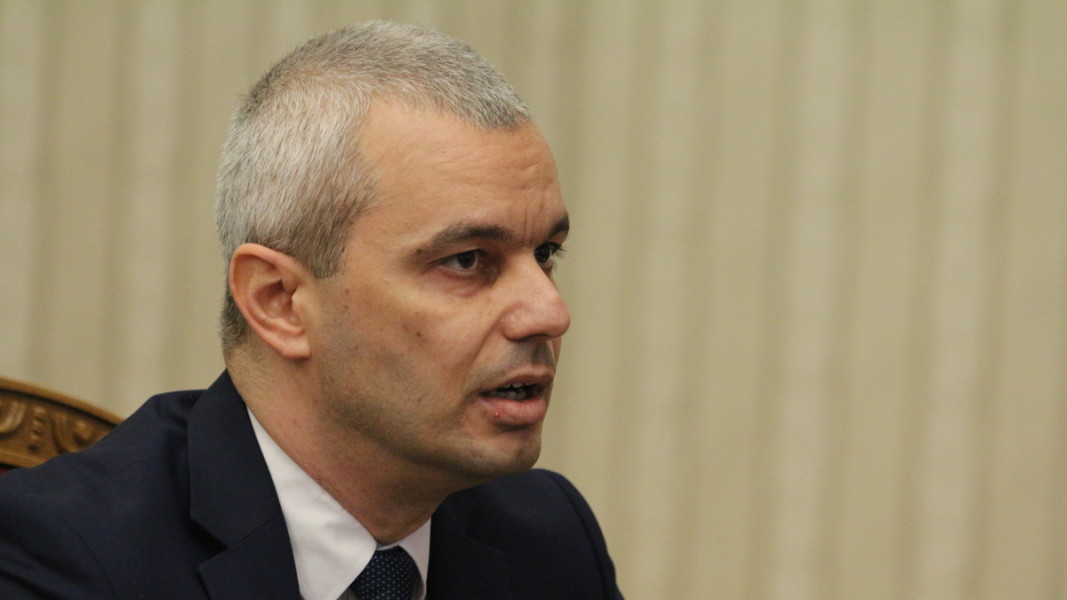 Костадинов: Спрете зеления сертификат, другата сряда ще има голям протест