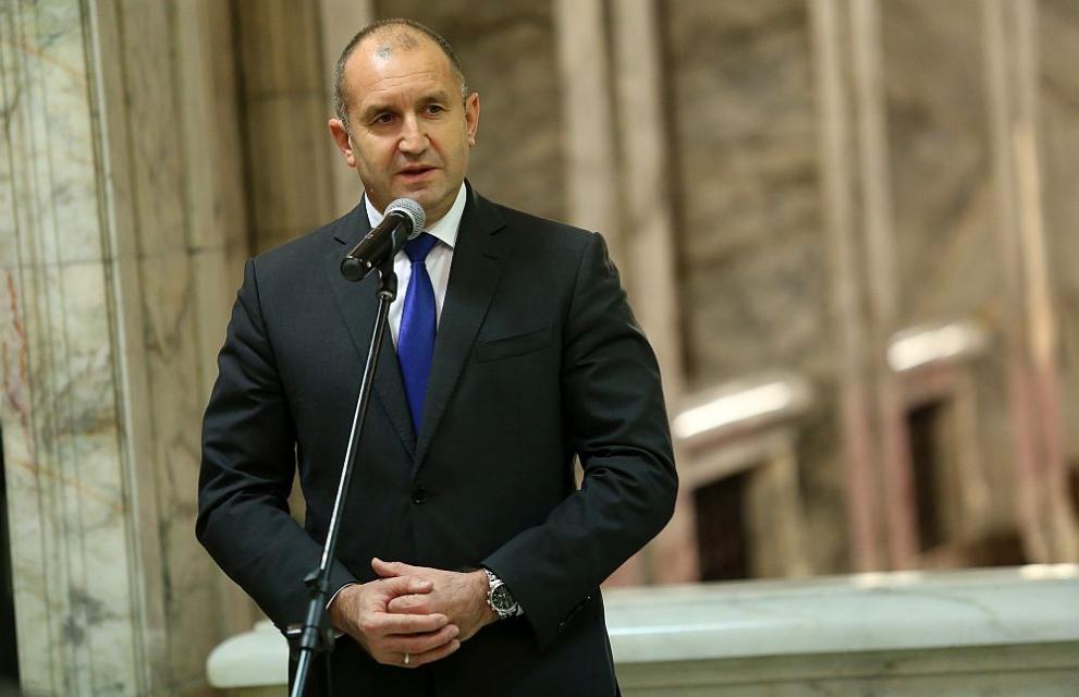 Радев: Признаването на Донецк и Луганск обрича усилията за деескалация на конфликта