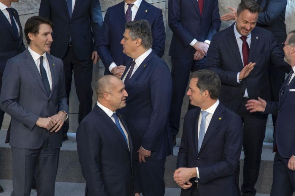 След срещата на НАТО: Радев предлага да купим изтребители втора ръка на лизинг