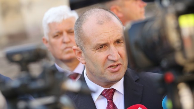Радев: Изправени сме пред продоволствена криза заради войната в Украйна