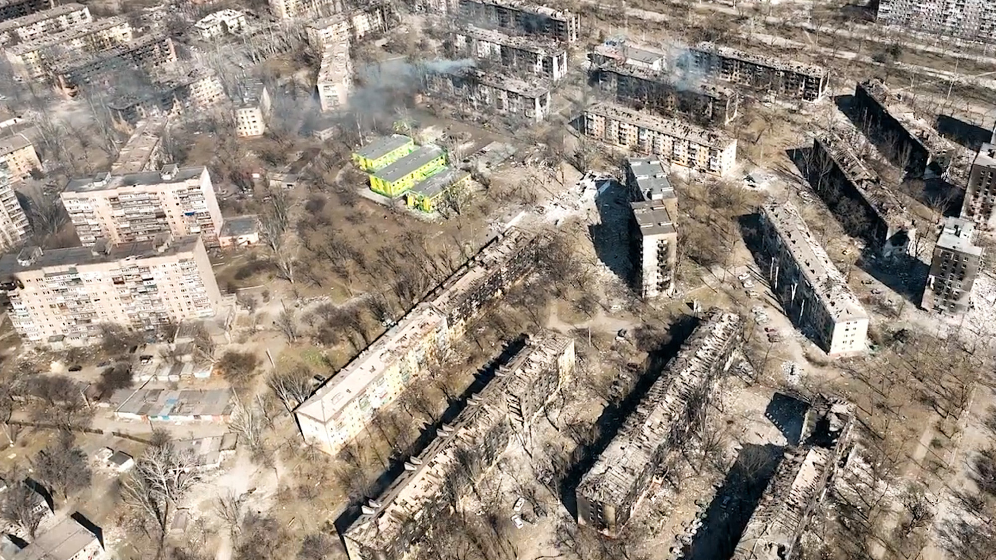 Великобритания проверява твърденията за химическа атака в Мариупол