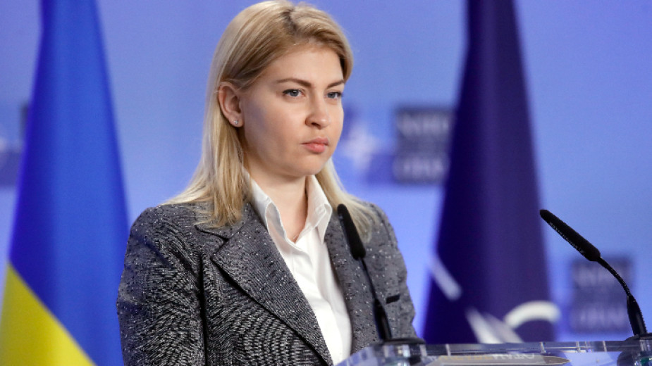 Украйна иска от България оръжие и подкрепа за еврочленството ѝ