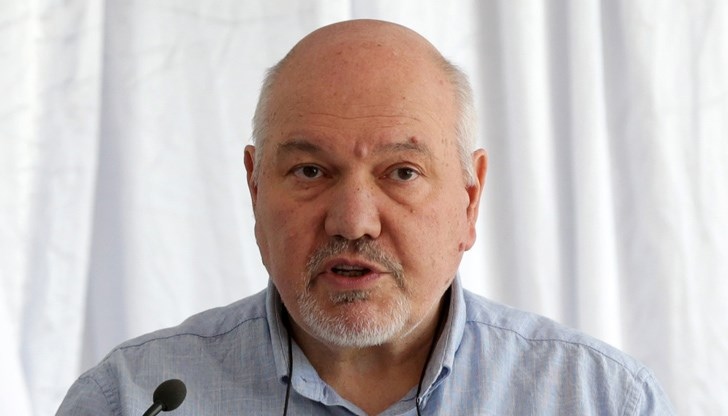 Дясната ръка на Радев с гореща прогноза. Какво следва?