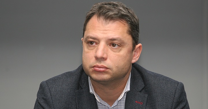 Добрев: В България не е пристигнала и една молекула американски газ