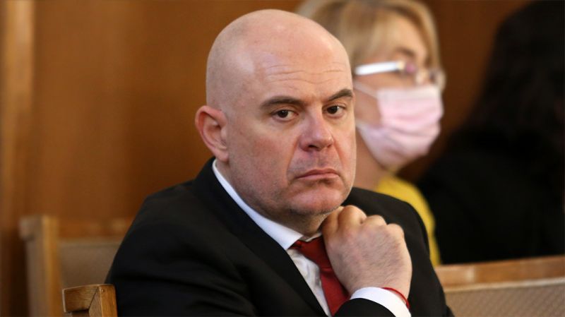Гешев предлага съвместни екипи между прокуратурата, МВР и ДАНС