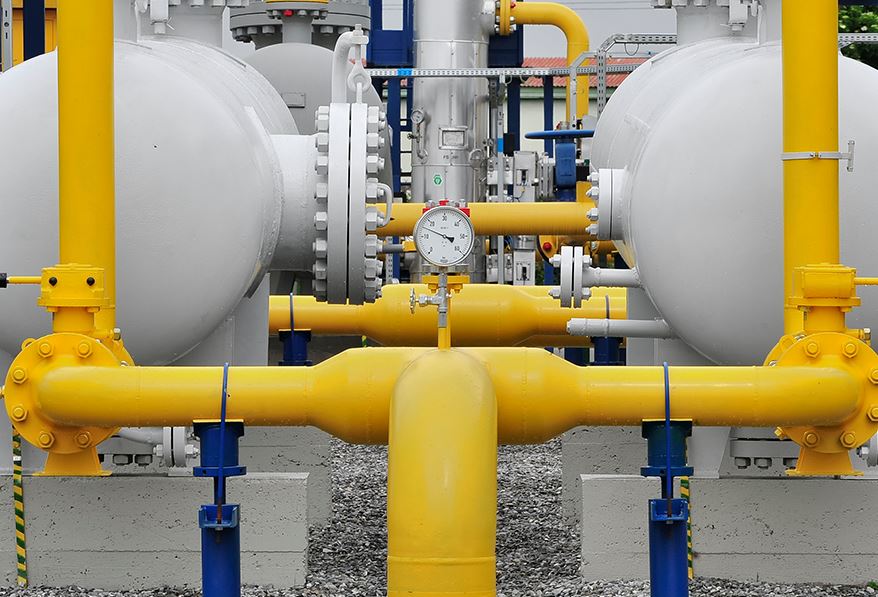 Министрите на енергетиката на ЕС договориха таван за цените на газа на едро